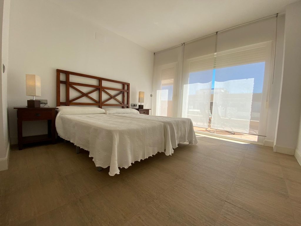 Imagen 19 del Apartamento Turístico, Ático 6 Poniente (3d+2b), Punta del Moral (HUELVA), Paseo de la Cruz nº22