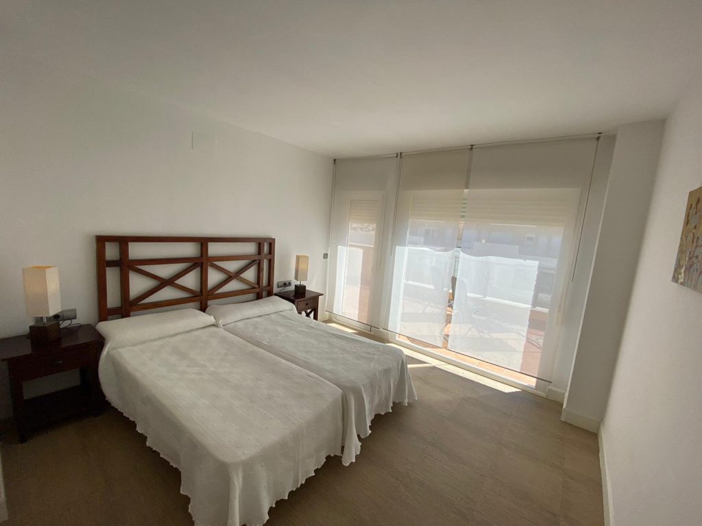 Imagen 22 del Apartamento Turístico, Ático 6 Poniente (3d+2b), Punta del Moral (HUELVA), Paseo de la Cruz nº22